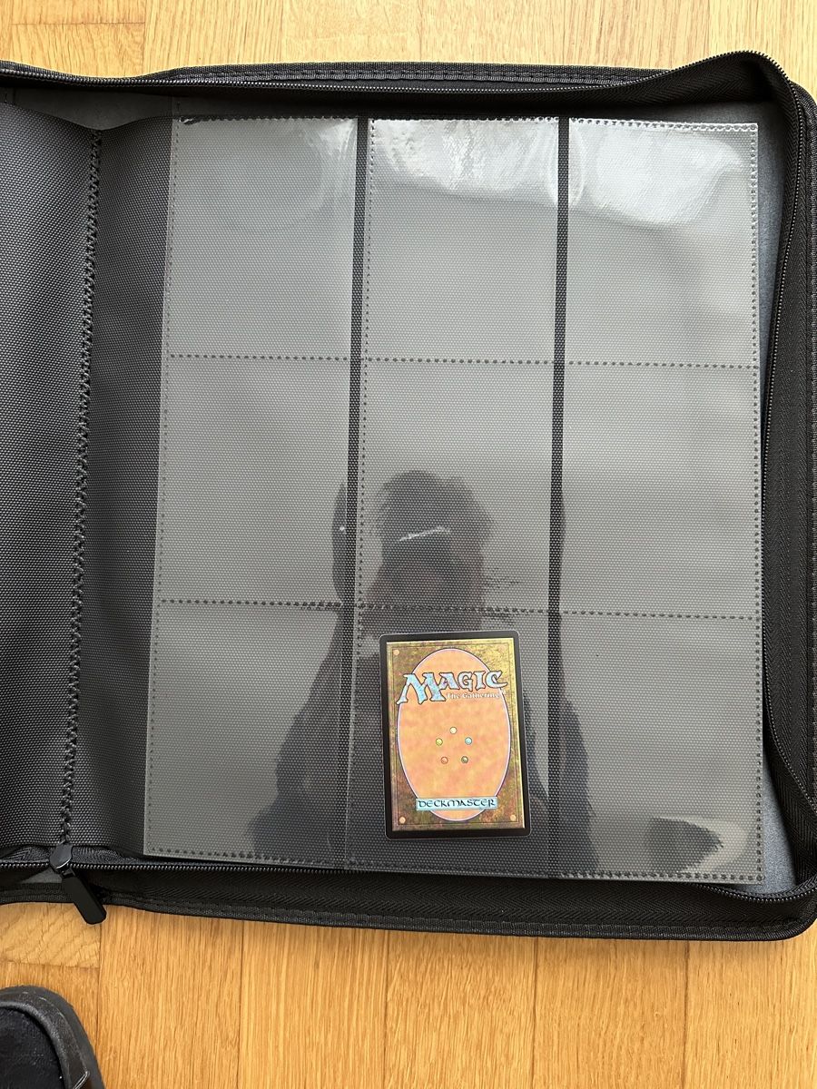 Libri: Trading Card Binder – Nuovo (secondo la descrizione) da Schüpfen venduto da Poly_pi 2