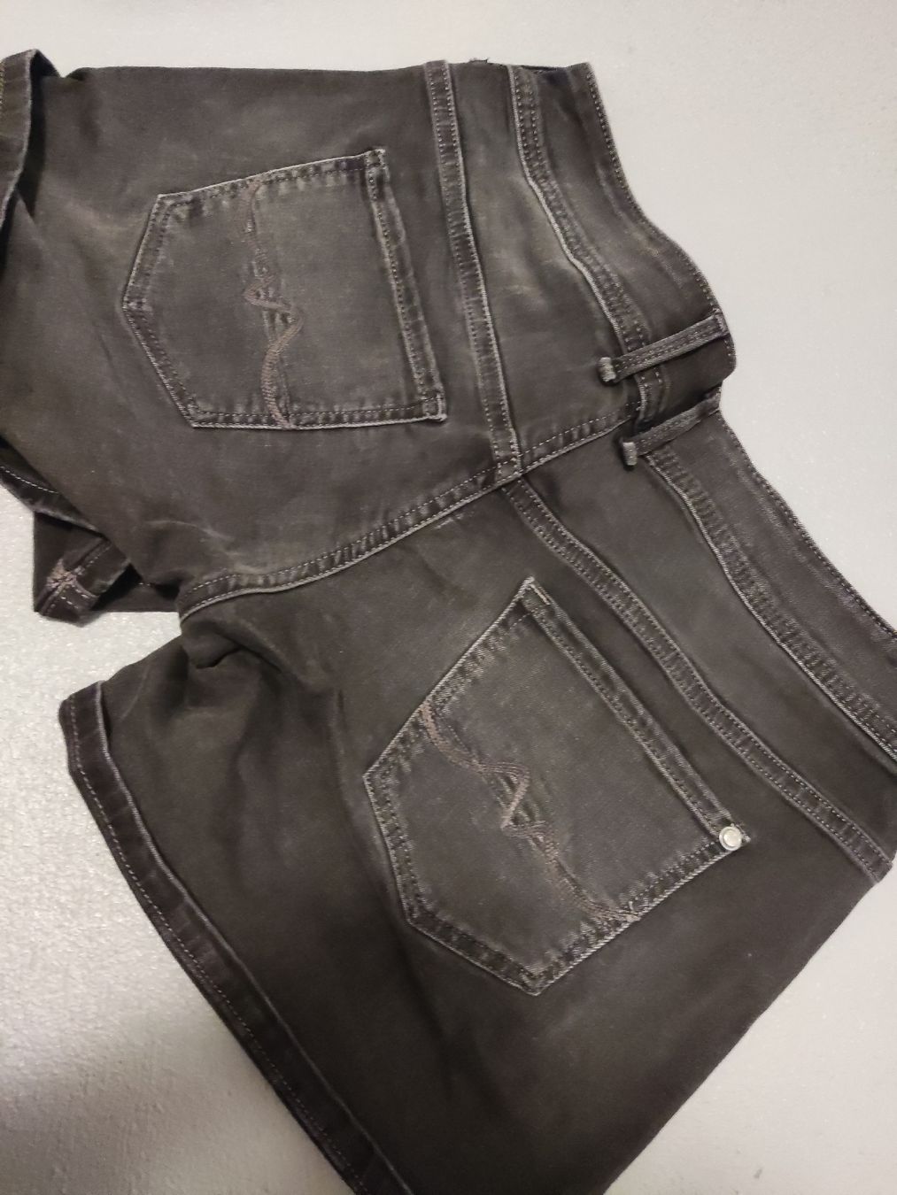 Pepe Jeans Jeans: pepe jeans shorts gr 28 – Usato da Mörschwil venduto da nemo1975 3