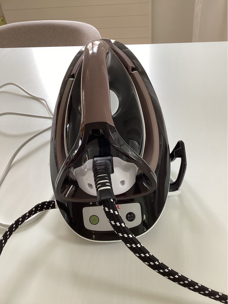 Tefal Fers à repasser: Dampfbügeleisen Tefal liberty – D'occasion à Dietikon par Gus7 3