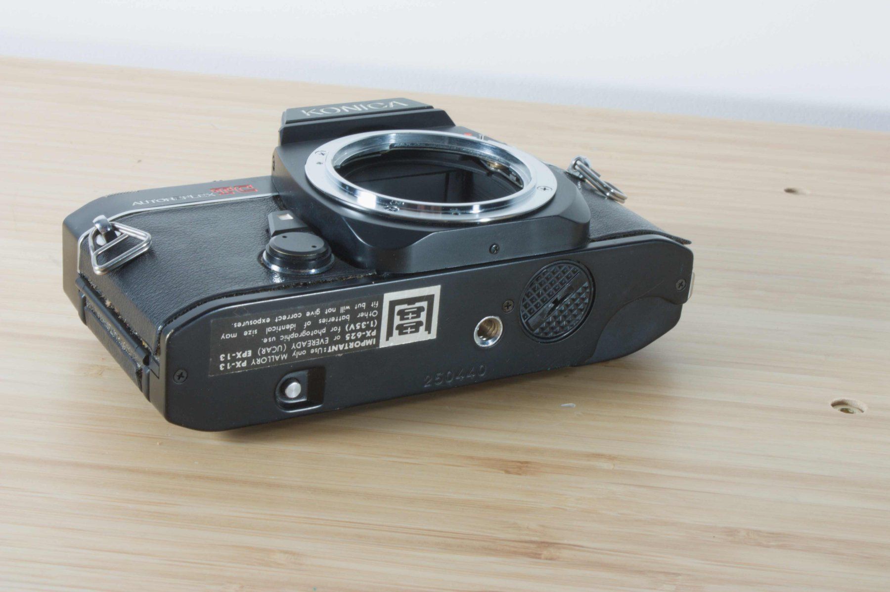 Konica Fotocamera: Konica Autoreflex TC · 35mm Spiegelreflexkamera – Usato da Zürich venduto da thelittleerik 4