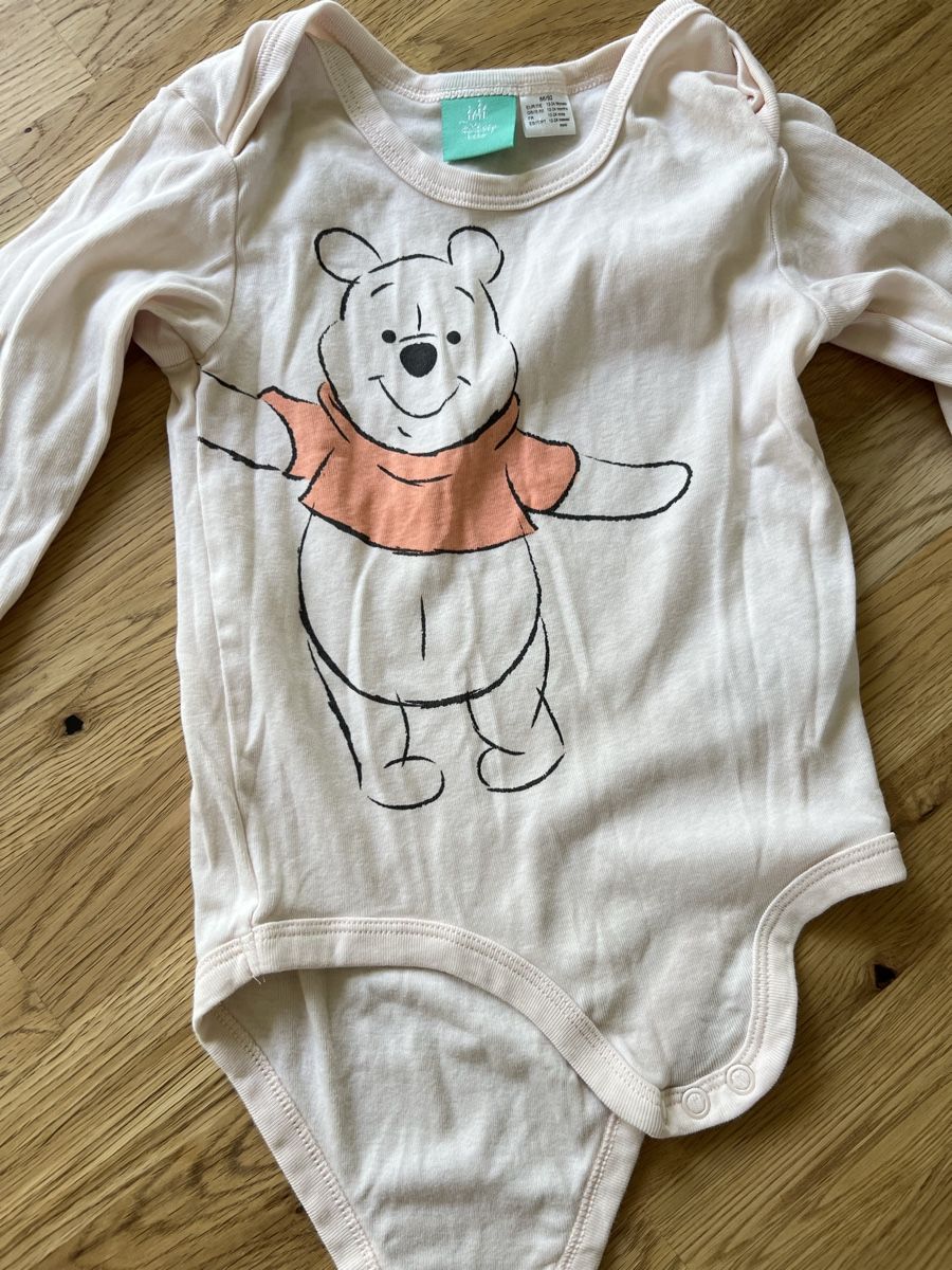 Lotti & Set di vestiti: 6 Bodies Kurzarm und Langarm 86/92 – Usato da Zollikerberg venduto da Huglina 3