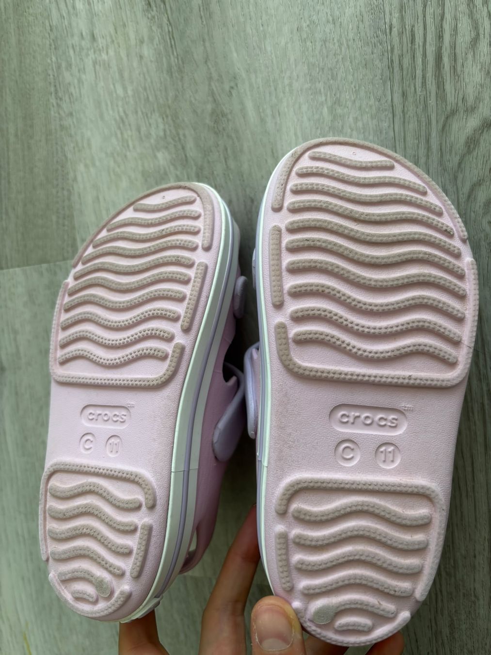 Crocs Schuhe für Jungen: Kinder Clogs Gr. 28 – Gebraucht aus Hochfelden von rub_rnw5 4