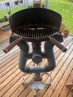 Unikat Holzgrill. fahrbar