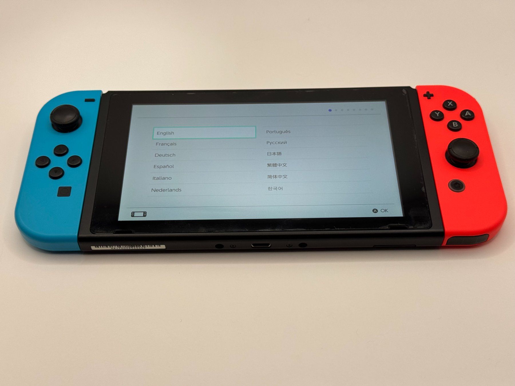 Nintendo Konsolen: Nintendo Switch V1 HAC-001 + Pro Controller + 200GB microSD – Gebraucht aus Naters von Dean.P 1