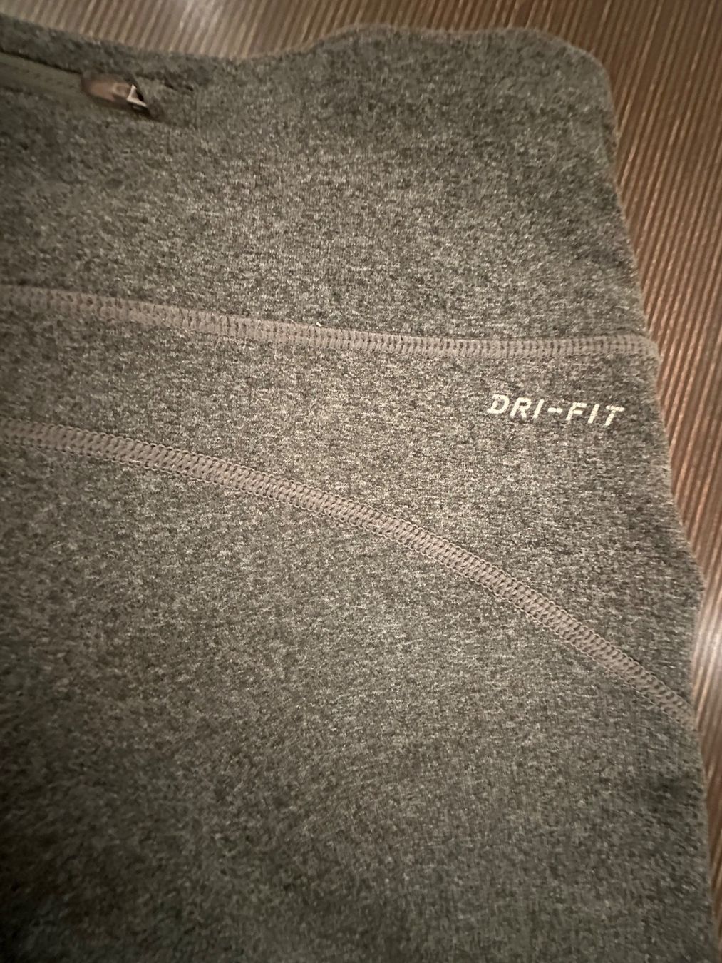 Nike Leggings: Nike Graue Sport Leggins – Usato da Thalwil venduto da ViviFu 6