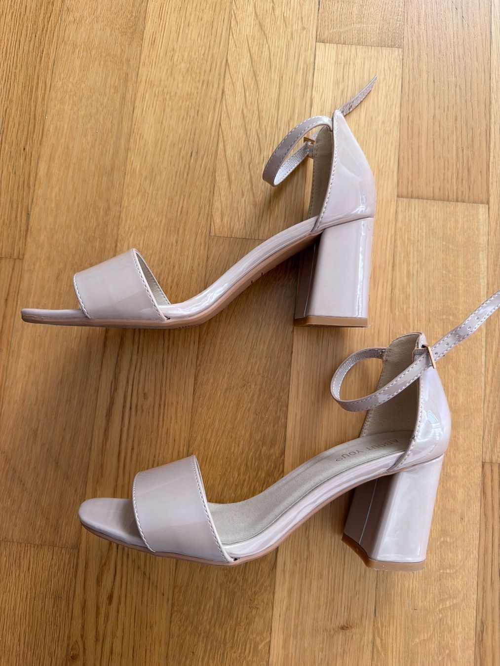 Damenschuhe: pumps grösse 37 – Gebraucht aus Bonstetten von juliestore 2