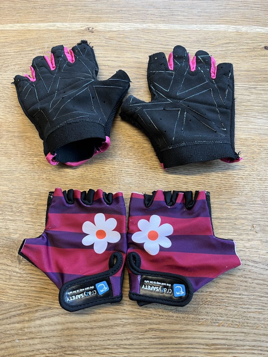 Kinderhandschuhe: Velohandschuhe für Mädchen – Gebraucht aus Lungern von Chispa1982