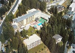CRANS-MONTANA Vue aérienne Club-Hôtel Valaisia