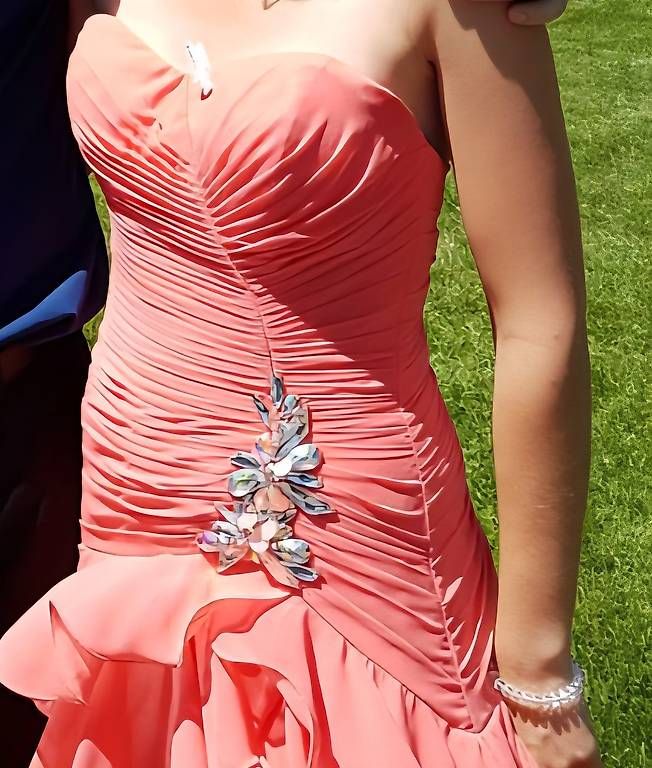 Robes: Abendkleid Gr 34 – D'occasion à Frutigen par rah_xt5n 2