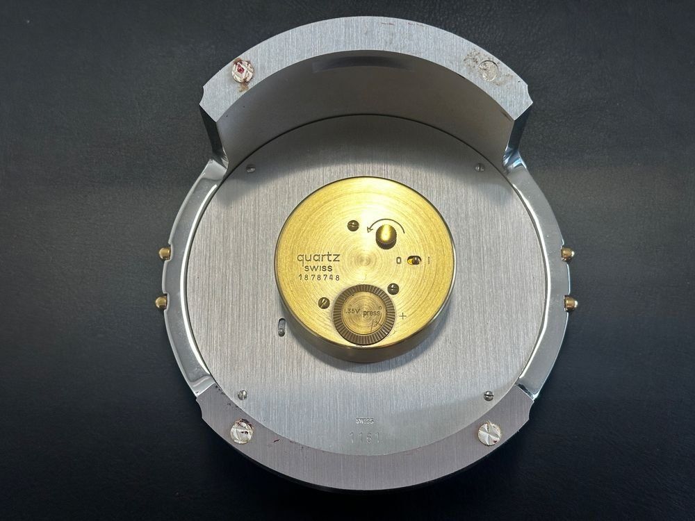 Omega Orologi: Omega Constellation Tisch / Wand Uhr – Usato da Brüttisellen venduto da Alphawatch 5