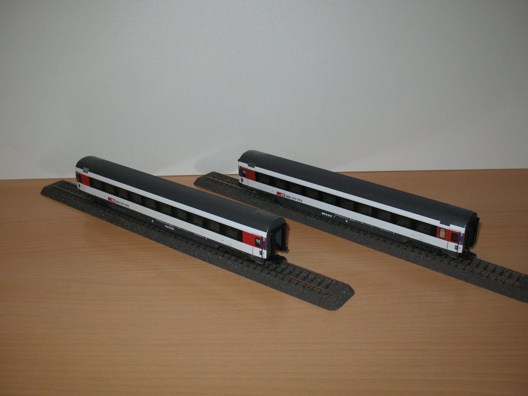 Märklin 42166-3 SBB 2.Klasse Personenwagen InterCity-Design | Kaufen