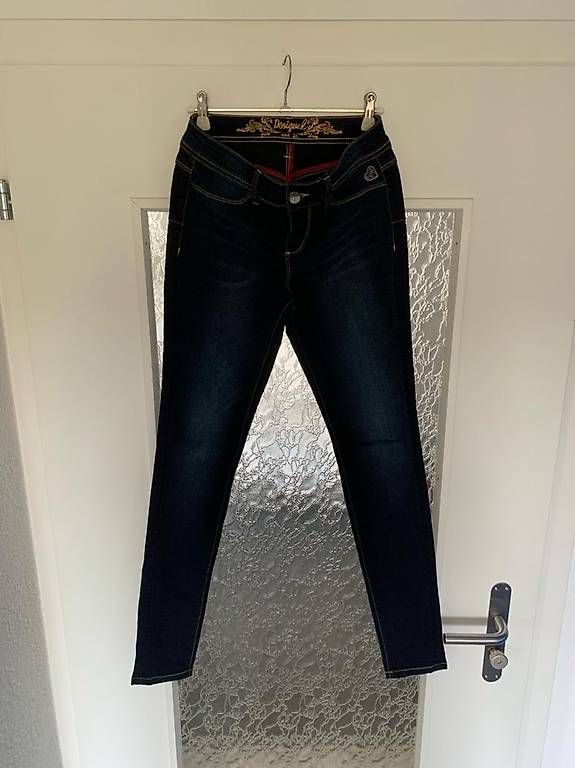 Jeans: Jeans Desigual – Gebraucht aus Niedergösgen von 7591