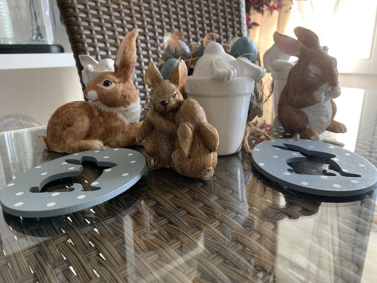 Migros Tutte le decorazioni: Wunderschöne Hasenfiguren, Osterdekoration! – Nuovo (secondo la descrizione) da Emmenbrücke venduto da Dior09 1
