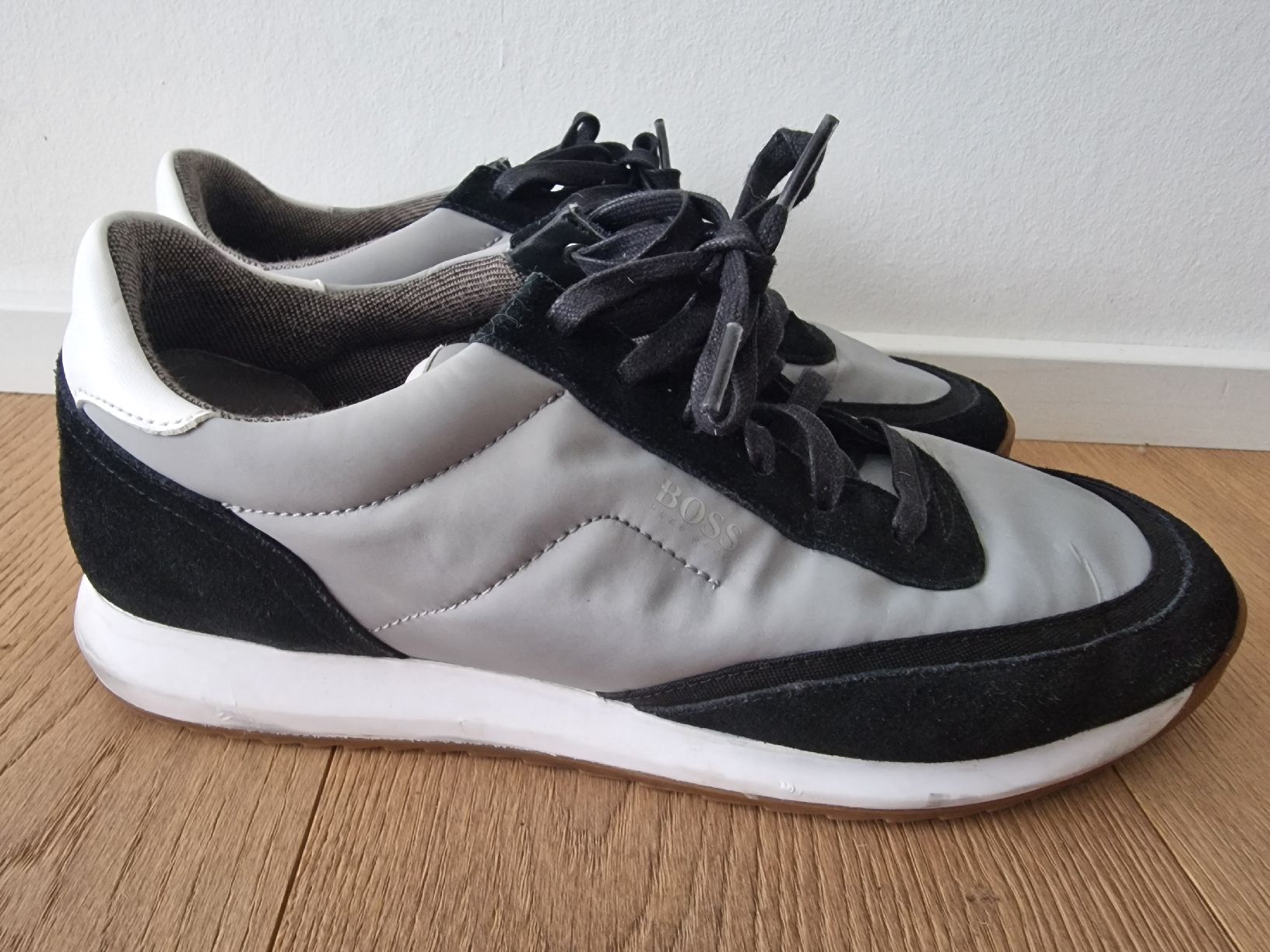 Hugo Boss Scarpe da uomo: HUGO BOSS Sneaker – Usato da Allenwinden venduto da Babo2