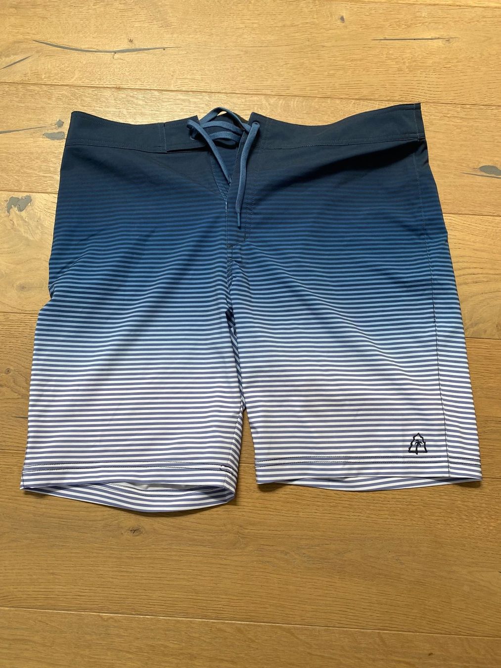 Costumi da bagno: Herren Badehose BEACH MOUNTAIN Gr. XL – Nuovo (secondo la descrizione) da Richterswil venduto da Busanca