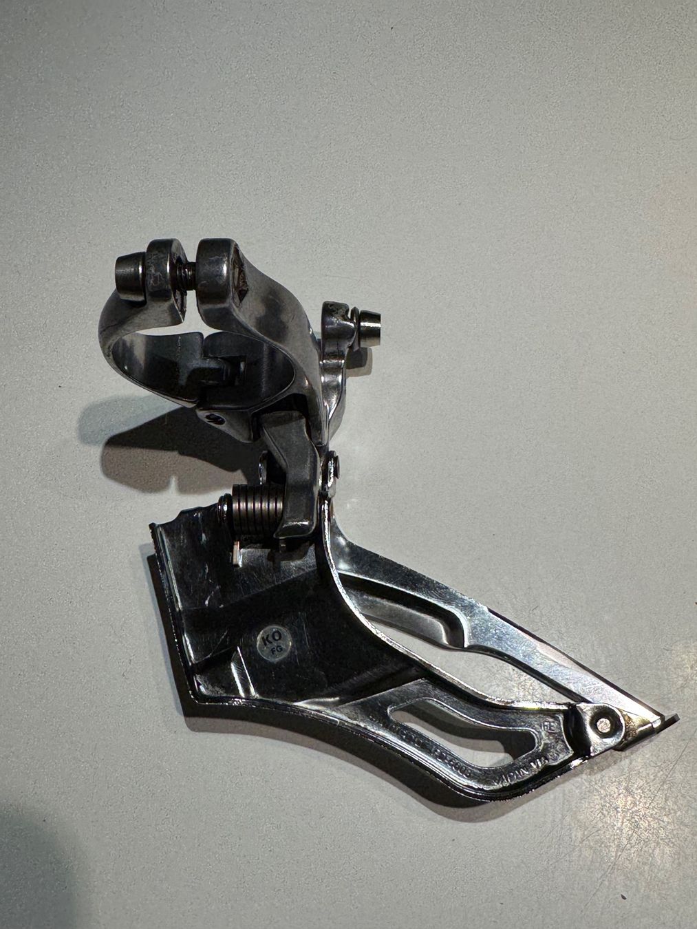 Shimano Pezzi di ricambio: Dérailleur avant Shimano 105 Triple FD-5603 – Usato da Lausanne venduto da vmitch64 1