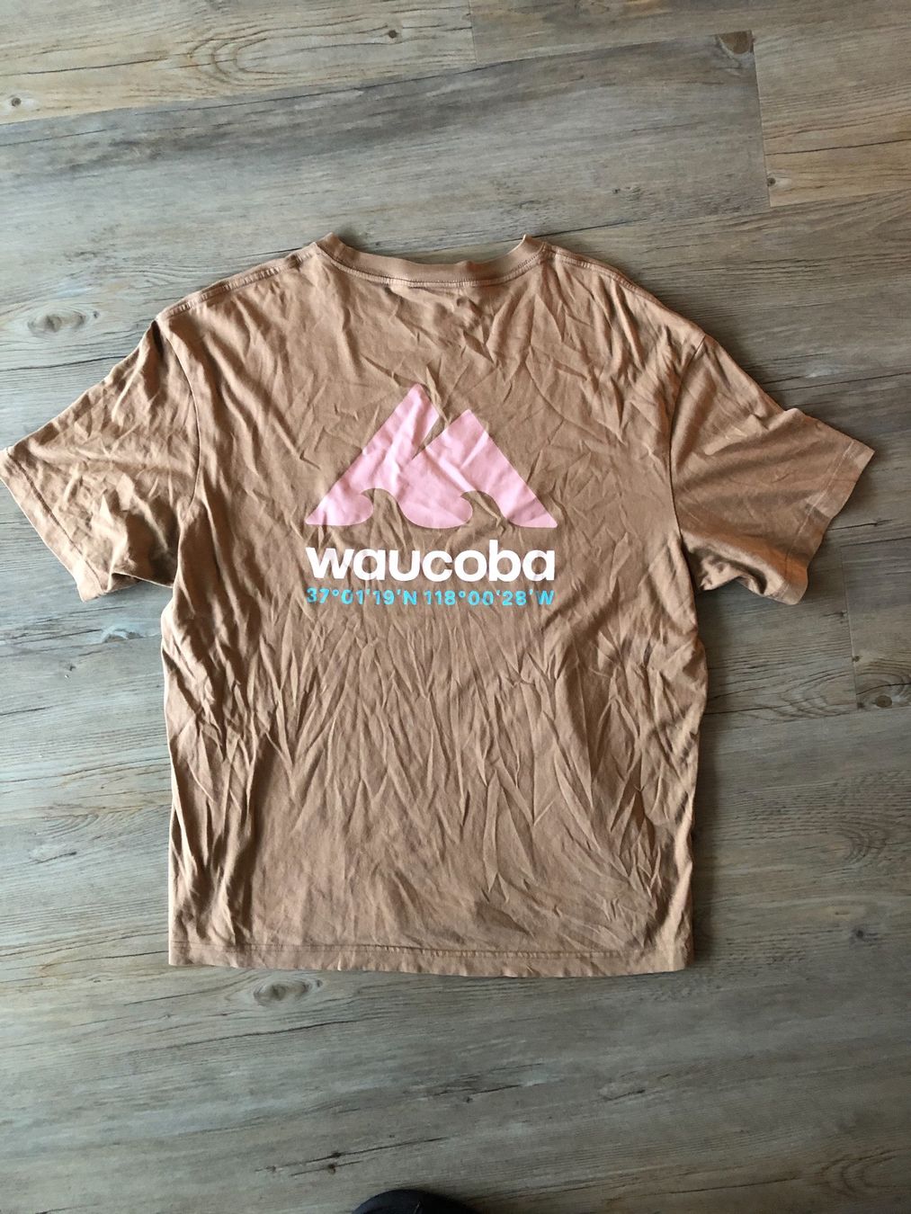 H&M T-shirt: H&M Tshirt – Usato da Schaffhausen venduto da lua_9yfq 1