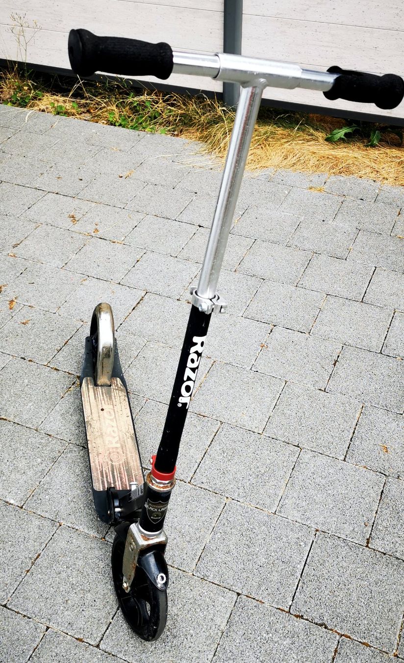 Kickboard: Razor Kickscooter schwarz gebraucht – Usato da Wohlen AG venduto da Sreichmuth 3