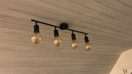 Schwarze Deckenlampen neuwertig, ideal für gemütliches Licht