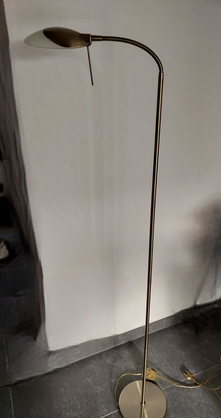 Eglo Lampade: Stehlampe, Leselampe von EGLO – Usato da Subingen venduto da K7passt_immer 1