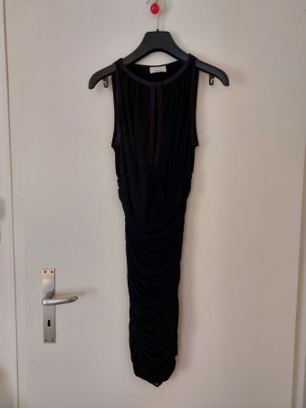 Pinko Kleid schwarz ärmellos gerafft gebraucht Zustand