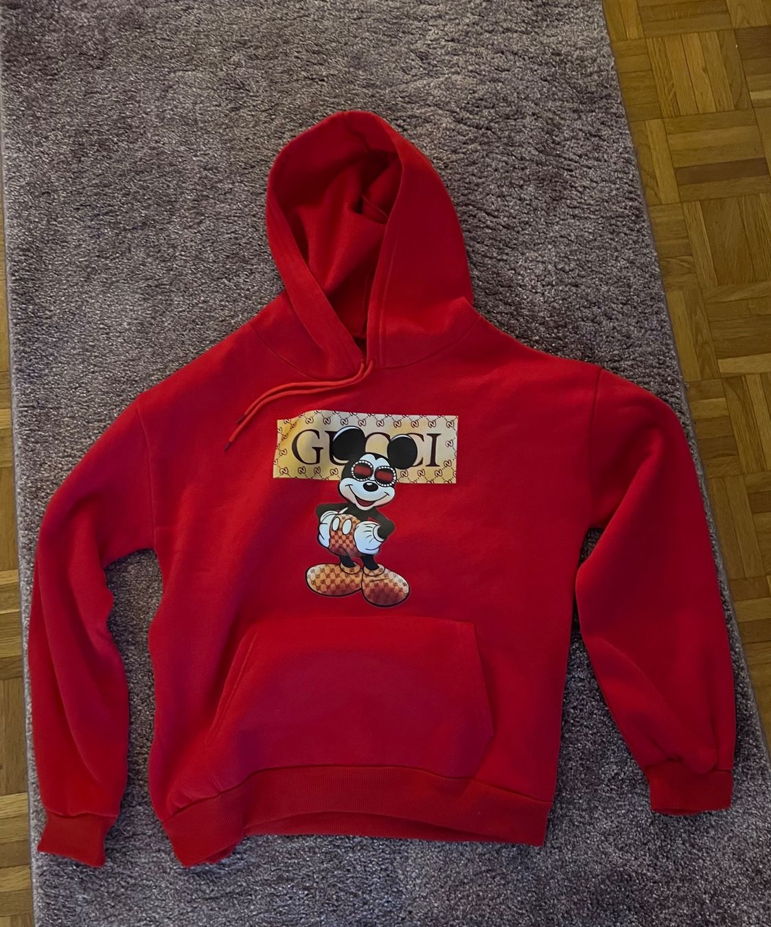 Maglioni & Felpe: Hoody Micky Maus Größe: 146 – Usato da Volketswil venduto da Latinozh5