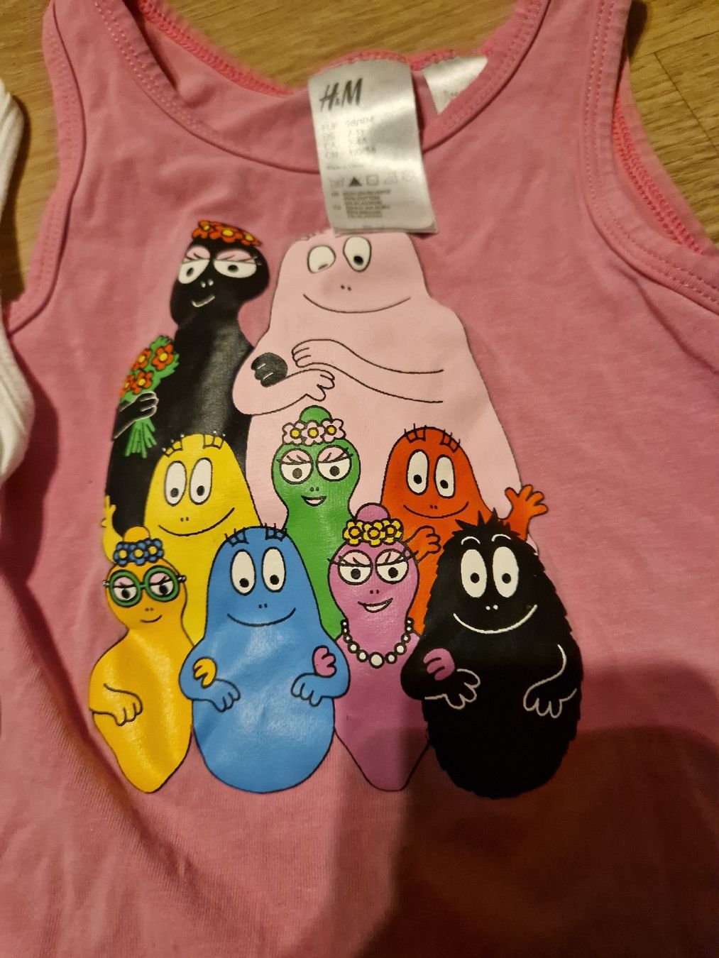 Lotti & Set di vestiti: Mädchen Kleiderpaket Barbapapa HelloKitty Elsa Eiskönigin 98 – Usato da Wimmis venduto da traubenq 1