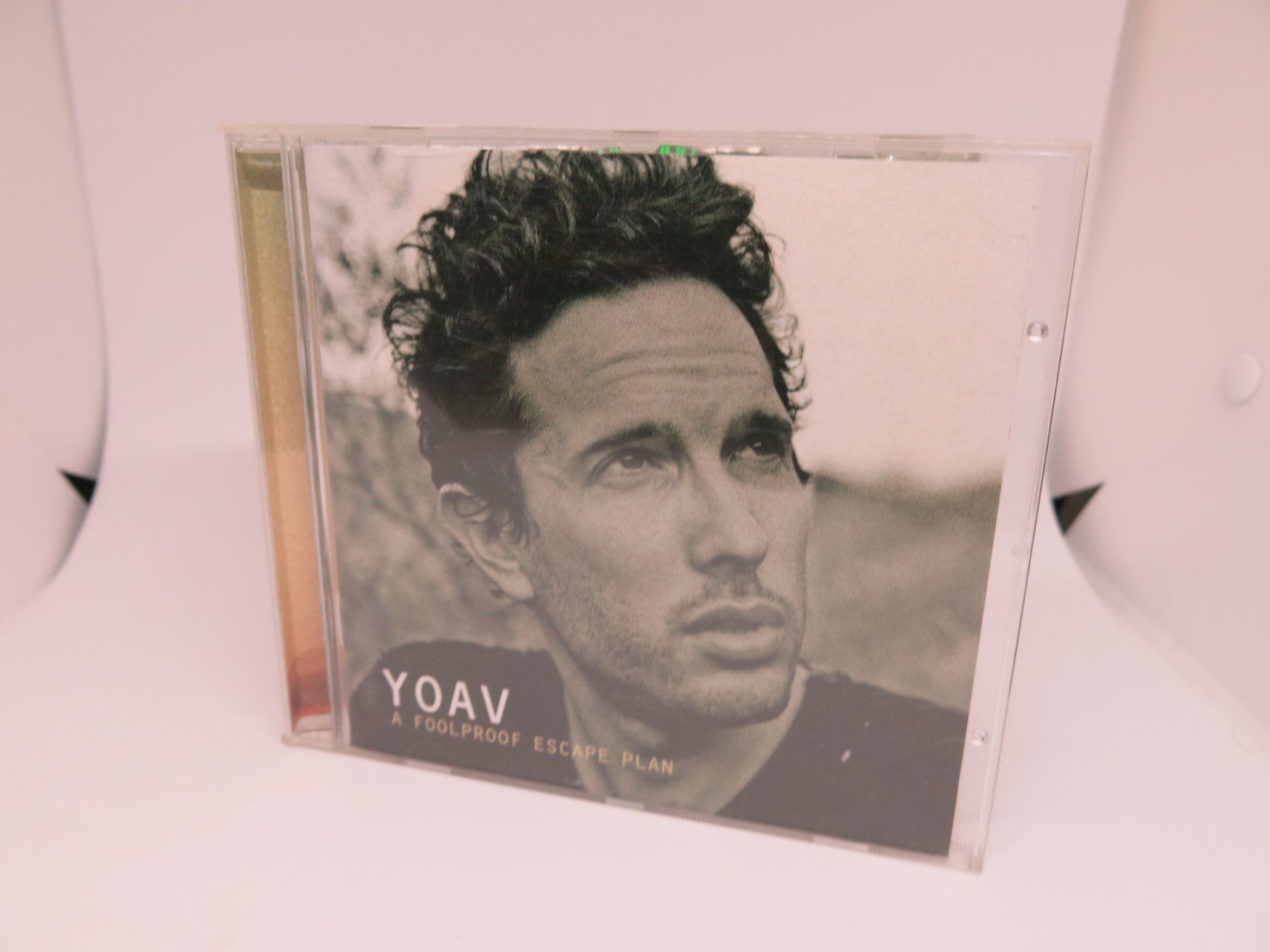 CD: CD Yoav - A Foolproof Escape Plan – Usato da Ernetschwil venduto da luisvonerni