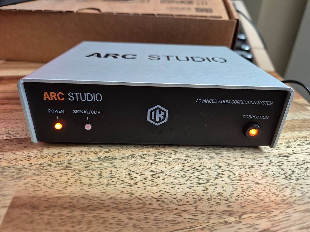 IK Multimedia Casse acustiche: IK Multimedia ARC Studio – Usato da Adligenswil venduto da c7inch 1