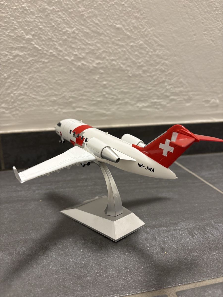Rega Kit di modellismo & Modellini statici: Rega Jet Challenger 650 1:100 – Nuovo (secondo la descrizione) da Rümlang venduto da svent 4