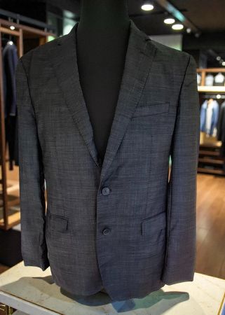 7000SE–Blazer Hugo Boss (laine vierge)–FR-50 - Comme neuf!