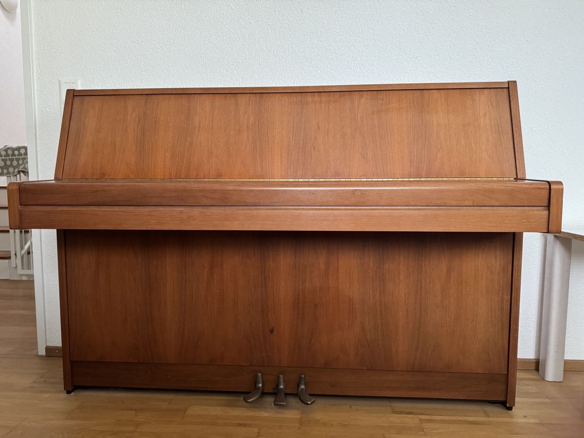 Yamaha Strumenti musicali: Klavier Yamaha guter Zustand – Usato da Dürnten venduto da Torquay