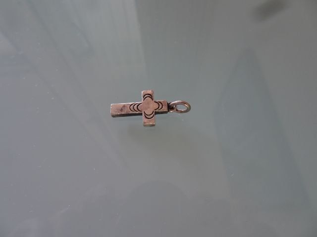 Ciondoli: Anhänger KREUZ mit Öse, 2x1,5cm – Usato da Berikon venduto da Kolophonium43 2