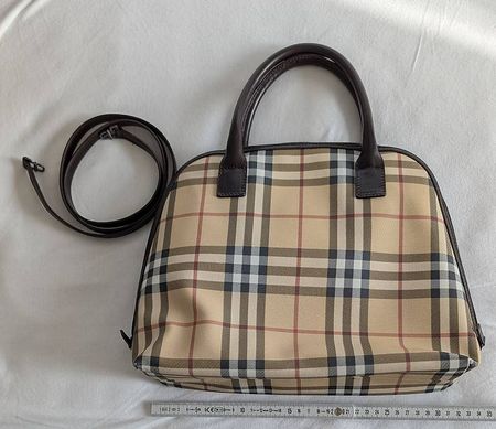 Burberry Tote in Nova Check-Design