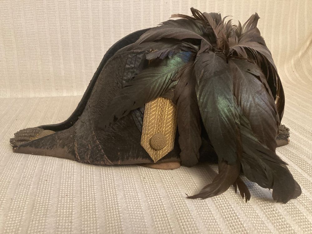Zweispitzhut Kaufen auf Ricardo