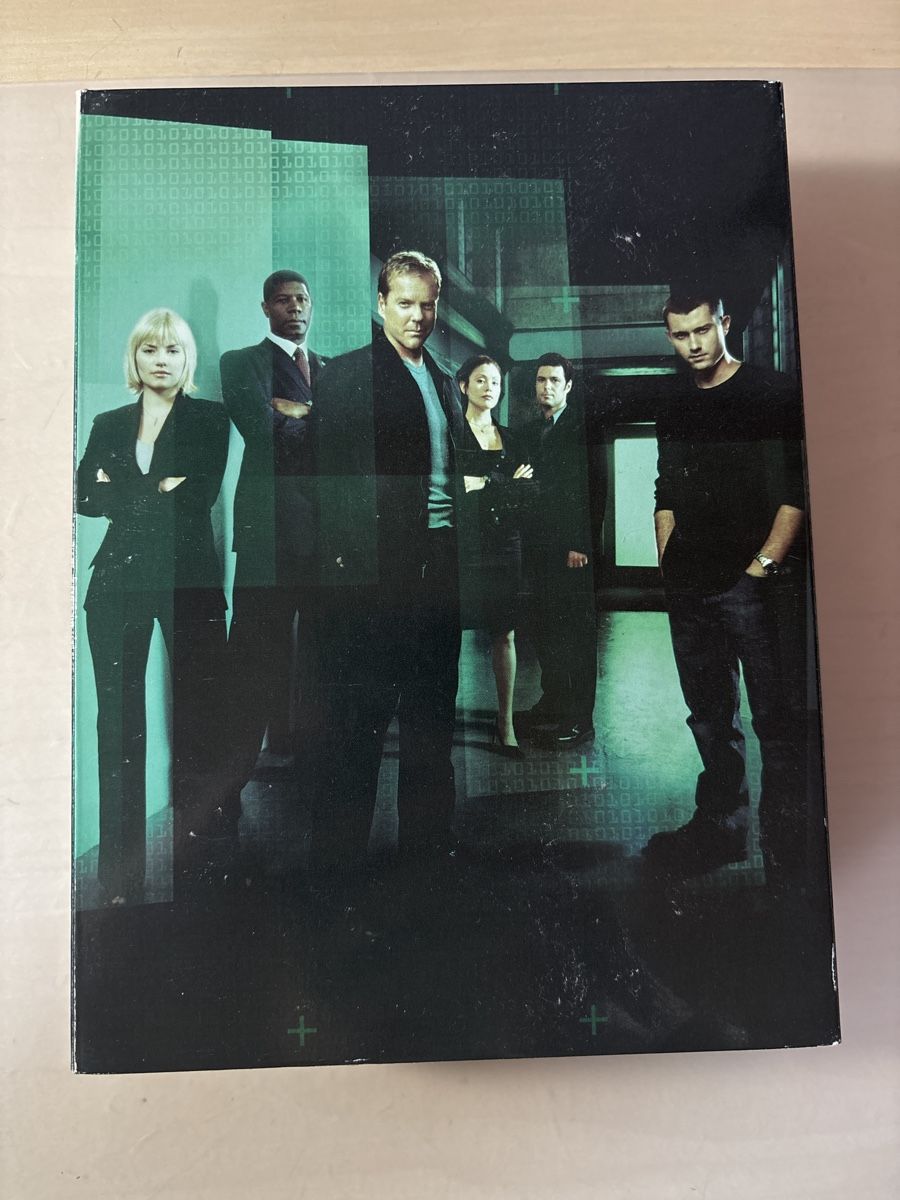 Tutti i DVDs: Kiefer Sutherland Twenty Four - Season 3 – Usato da Ruswil venduto da Slivio_ 1