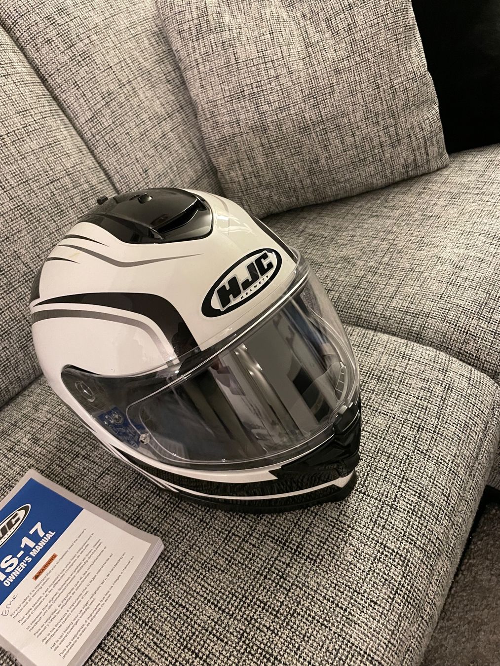 Casques & visières: Helm HJC Grösse S – D'occasion à Walde AG par Brikne72