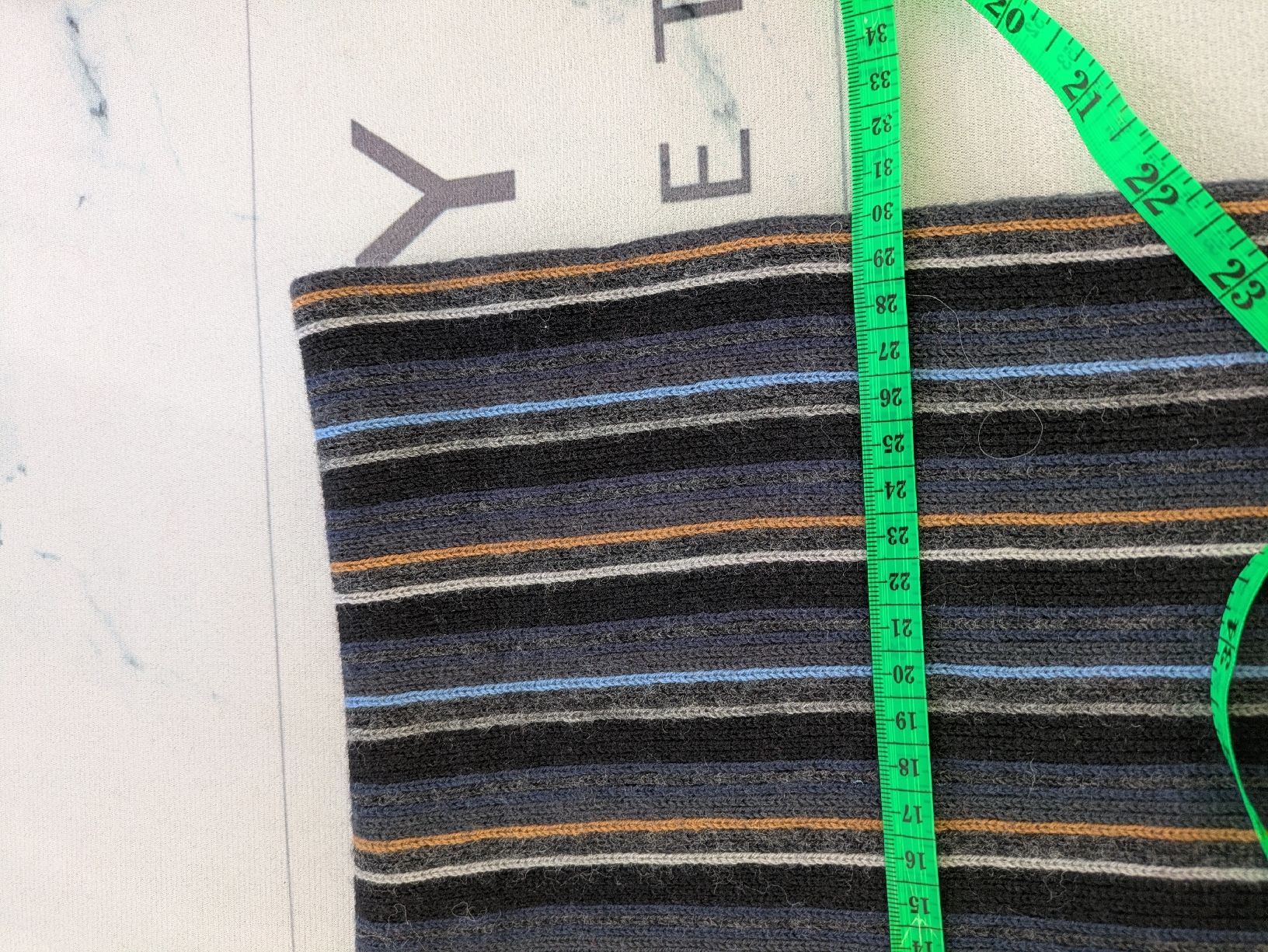 Schals: Schal Mr. Blue, gestreift, Strickschal mit Fransen – Gebraucht aus Rorschach von joh_v2y2 1