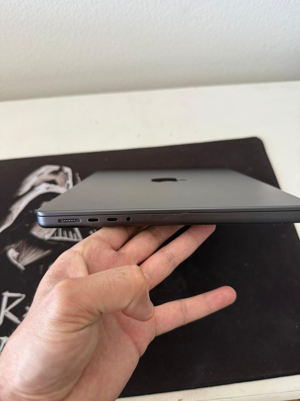 Apple Notebooks: Mac Book pro Puce M5 – Neu und originalverpackt aus Gland von val_zbf8 2