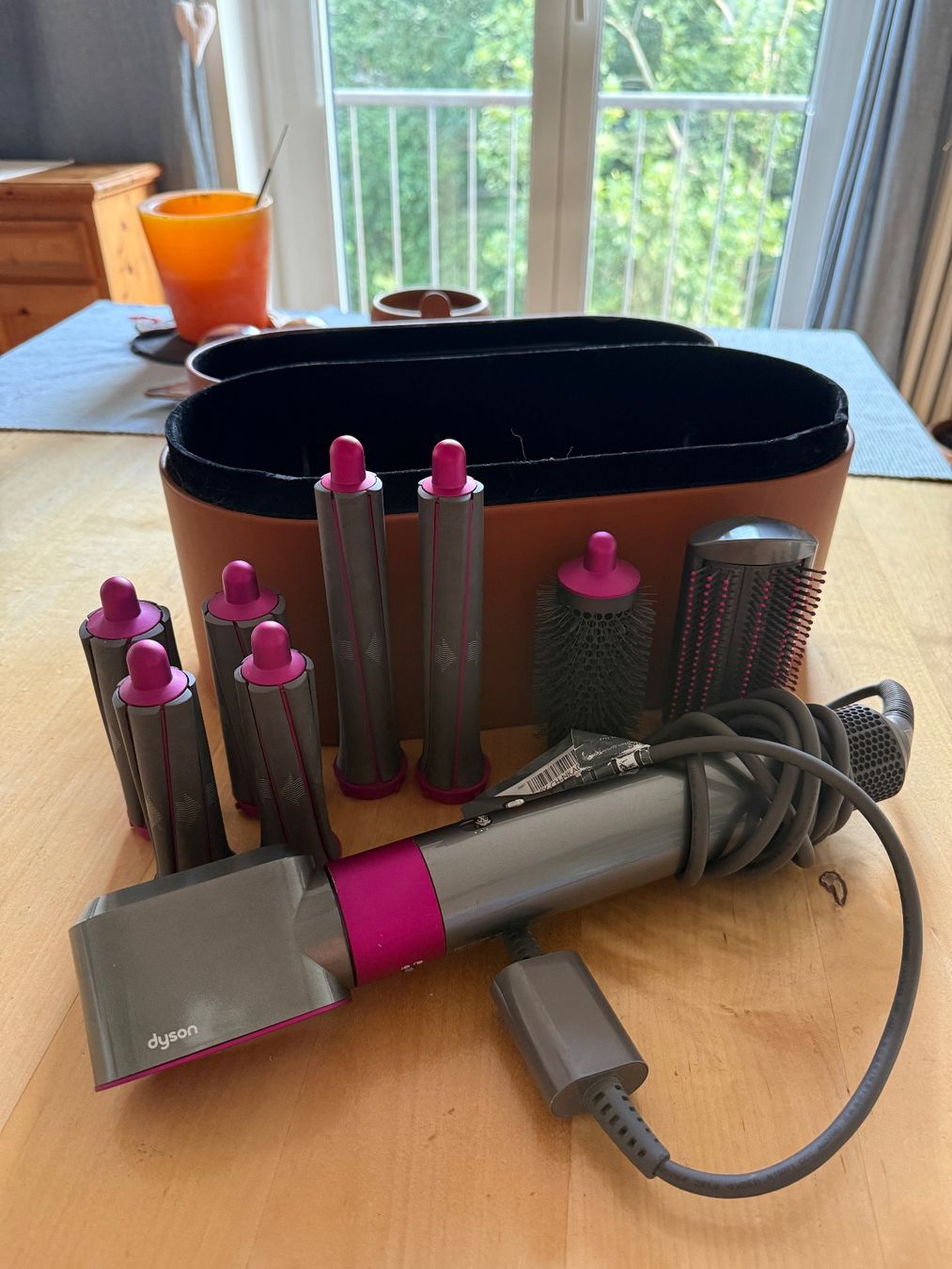 Dyson Fers à boucler & lisser: Dyson Airwrap Complete Fuchsia/Nickel – D'occasion à Lugano par viv_766z