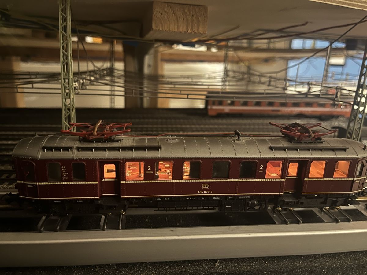 Roco Modellini di ferrovie: Roco H0 63055 E-Triebzug ET85/ES85 der DB - DSS – Usato da Oberdorf SO venduto da Sofarocker75 4