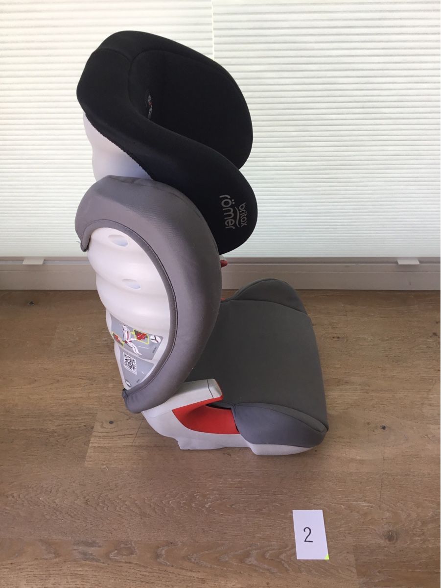 Britax Römer Auto-Kindersitze: Autositz Römer Britax – Gebraucht aus Belp von Andy330 3