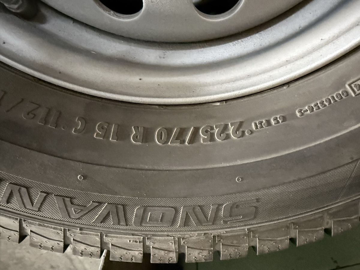 Mercedes-Benz Pneus & Kompletträder: Original Stahlfelgen Mercedes Sprinter – Gebraucht aus Binningen von Mbinc 4