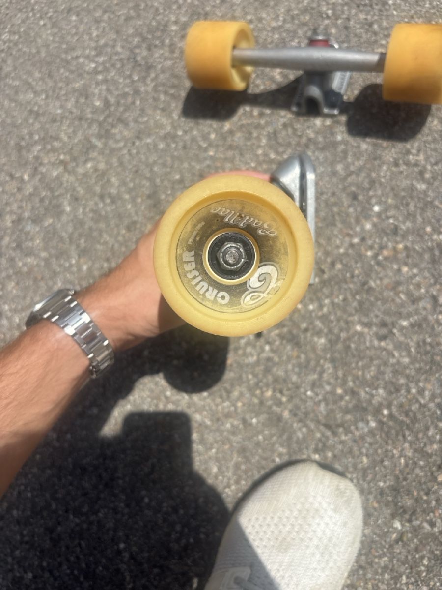 Skateboards: Skateboard Achsen inkl Rollen – D'occasion à Wängi par Jonas_03 2