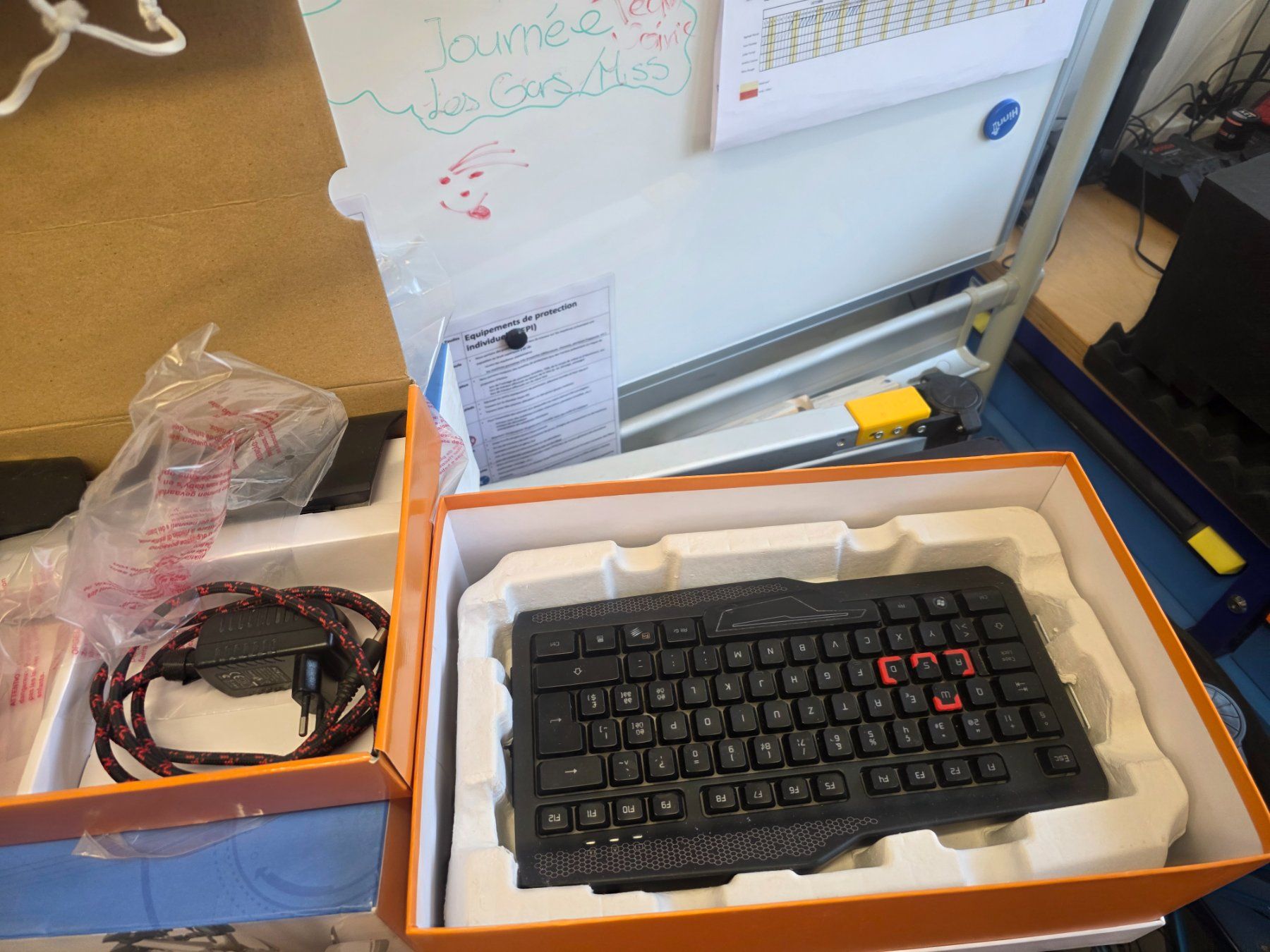 Tastiere: Clavier Gamer Mad Catz S.T.R.I.K.E. 7 – Usato da La Conversion venduto da guylux82 1