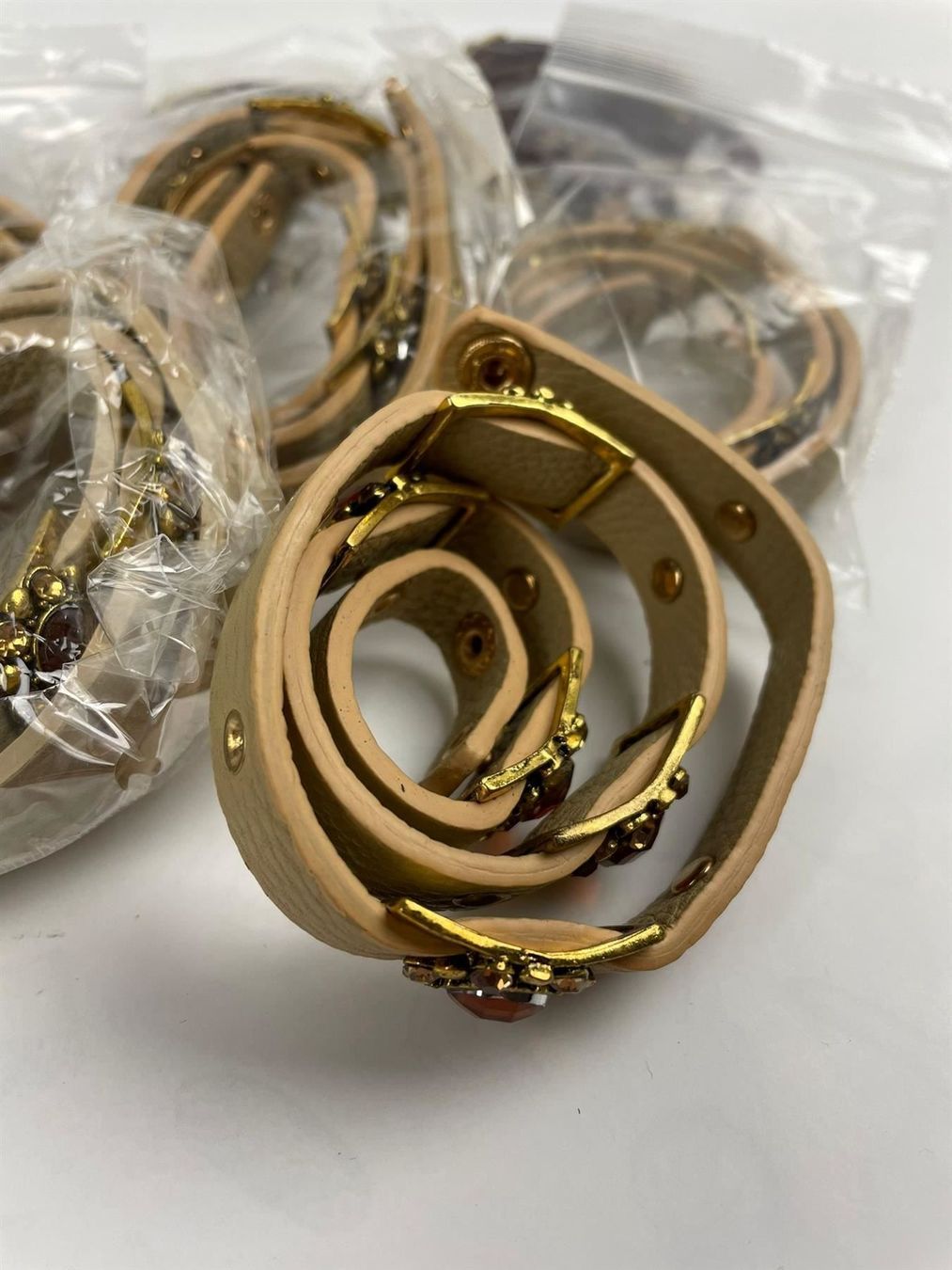 Bracciali & Braccialetti: 10x Armbänder aus Kunstleder – Nuovo e nell'imballaggio originale da Wängi venduto da LiqKojote 3