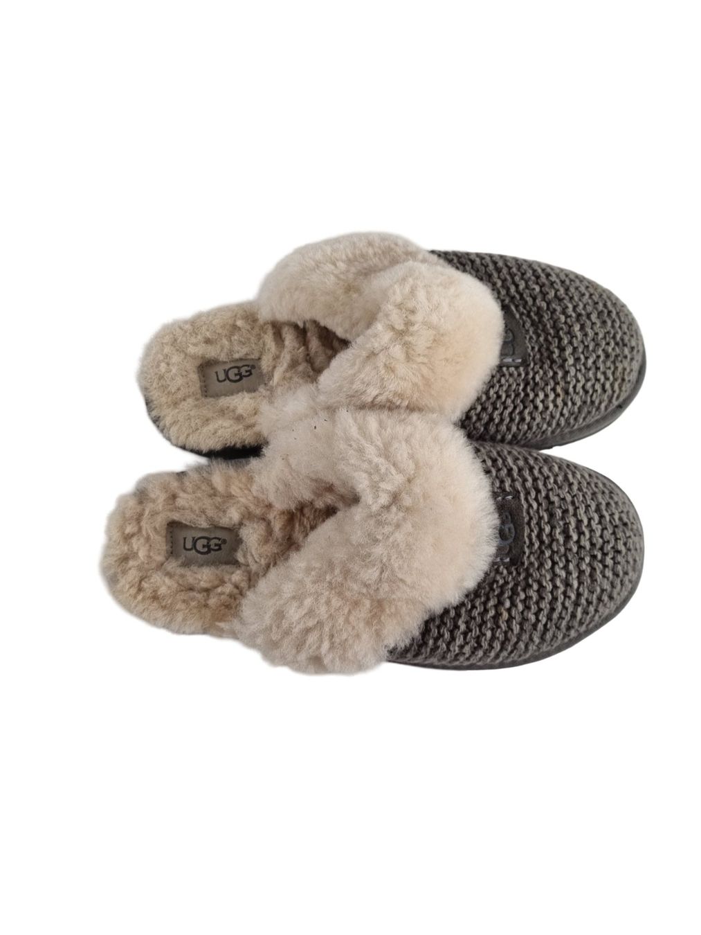 Ugg Damenschuhe: UGG warme Hausschuhe grau Gr.40 – Neu (gemäss Beschreibung) aus Wangen b. Olten von Restwert_Wangen 1