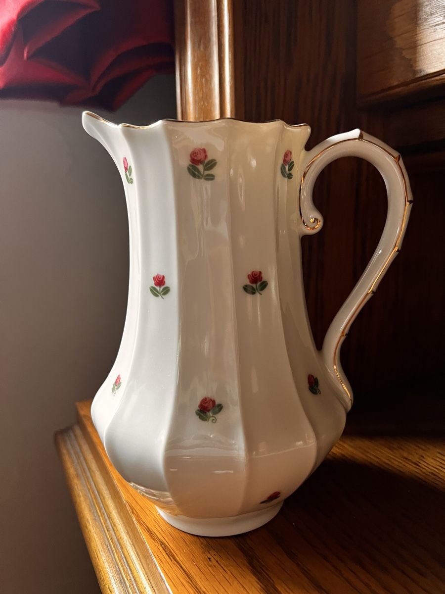 Set di piatti: Kaffe Geschirrset – Usato da St. Gallen venduto da sitoflek 4