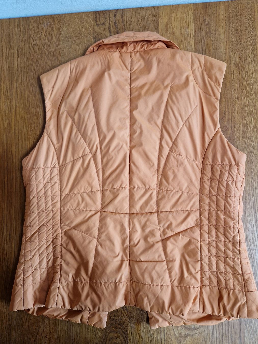 Tom Tailor Gilet & Giacche senza maniche: Gilet orange von Tom Tailor, Grösse s – Usato da Wattenwil venduto da susawe 1
