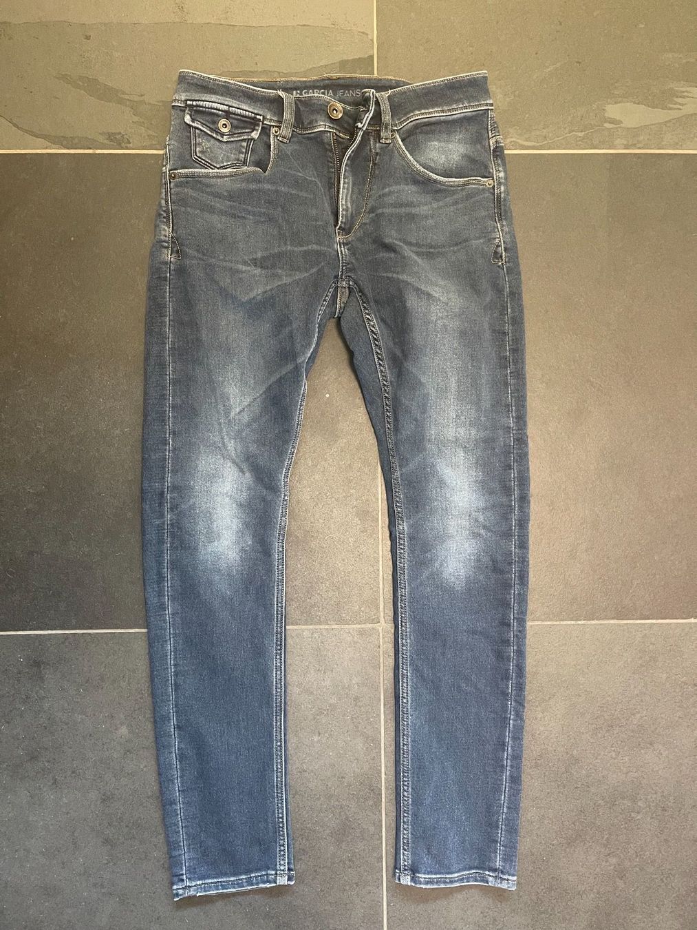 Pantaloni: Garcia Jeans Gr W27 / L32 / Gr 170 – Usato da Trin venduto da Plusminus2